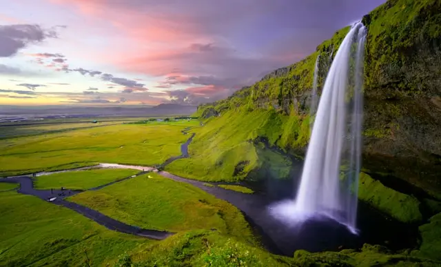 Iceland Ring Road: Fire & Ice - 22 day travel itinerary